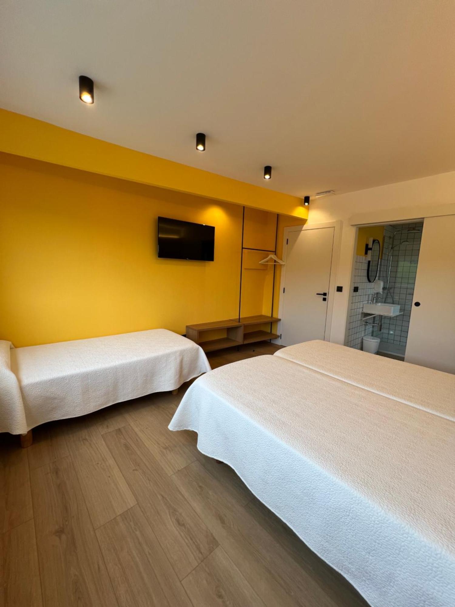 Albergue O Burgo O Pedrouzo Εξωτερικό φωτογραφία